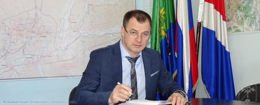 Поздравление главы муниципального округа город Партизанск О.А. Бондарева  с Днем работника культуры России